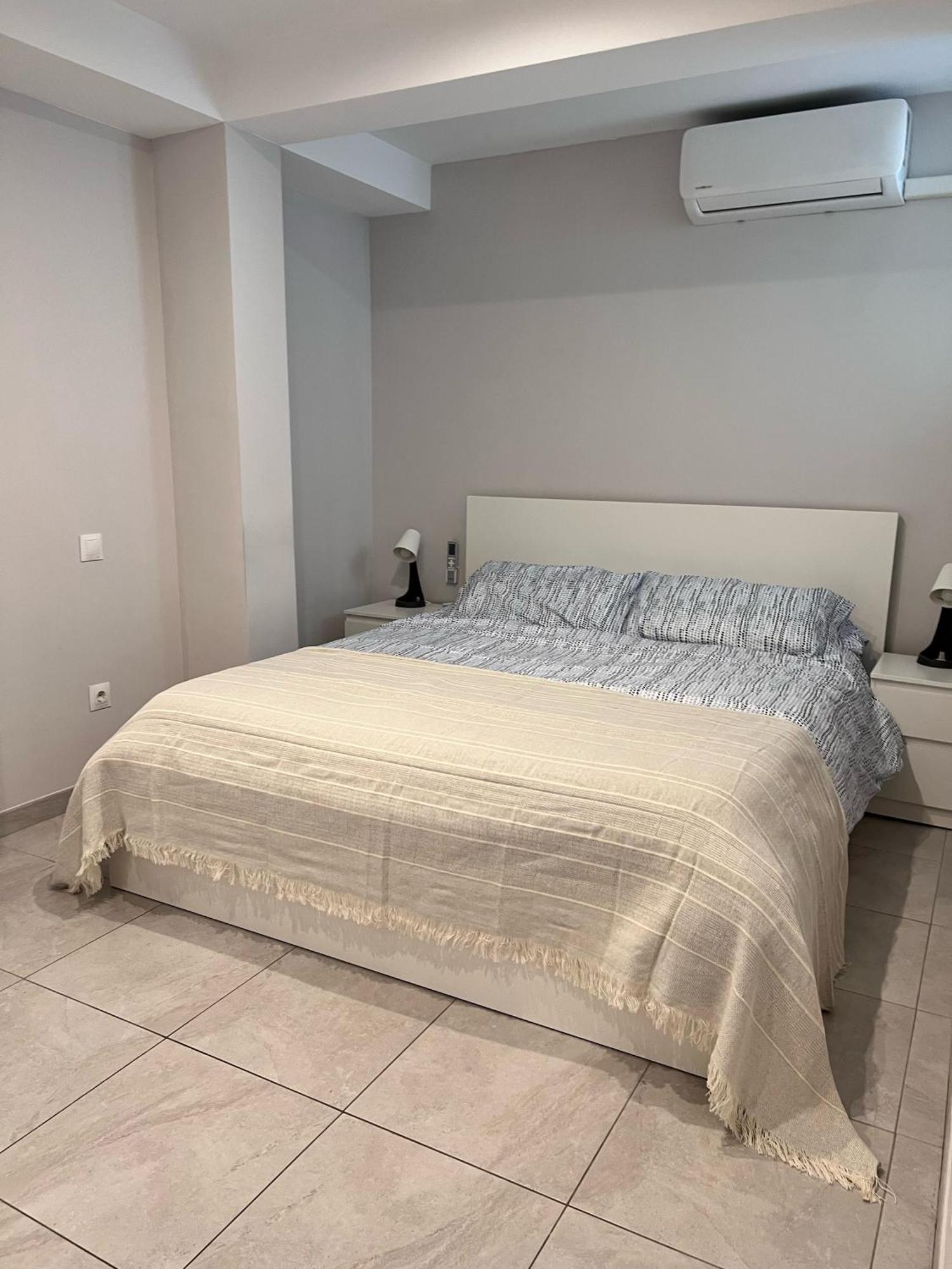 Hermoso Céntrico Con Balcón Apartamento